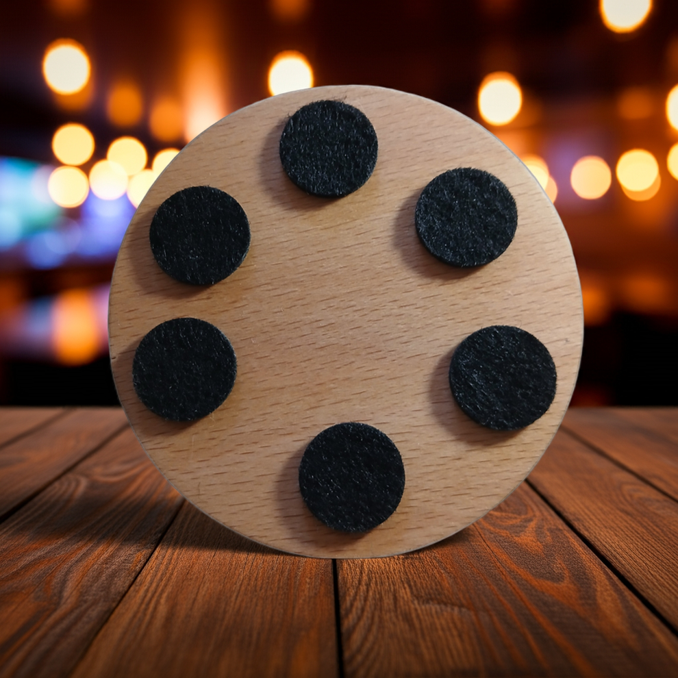 x 4 Personalised engraved Round wood placemats and x 4 drinks coasters set.