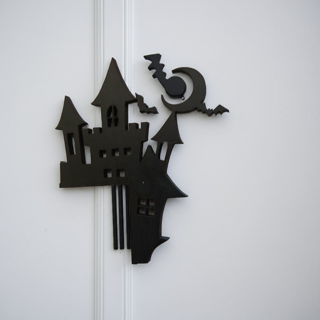 Spooky Castle Halloween Door / Shelf Corner. 220mm x 165mm x 3mm. Black Wood.