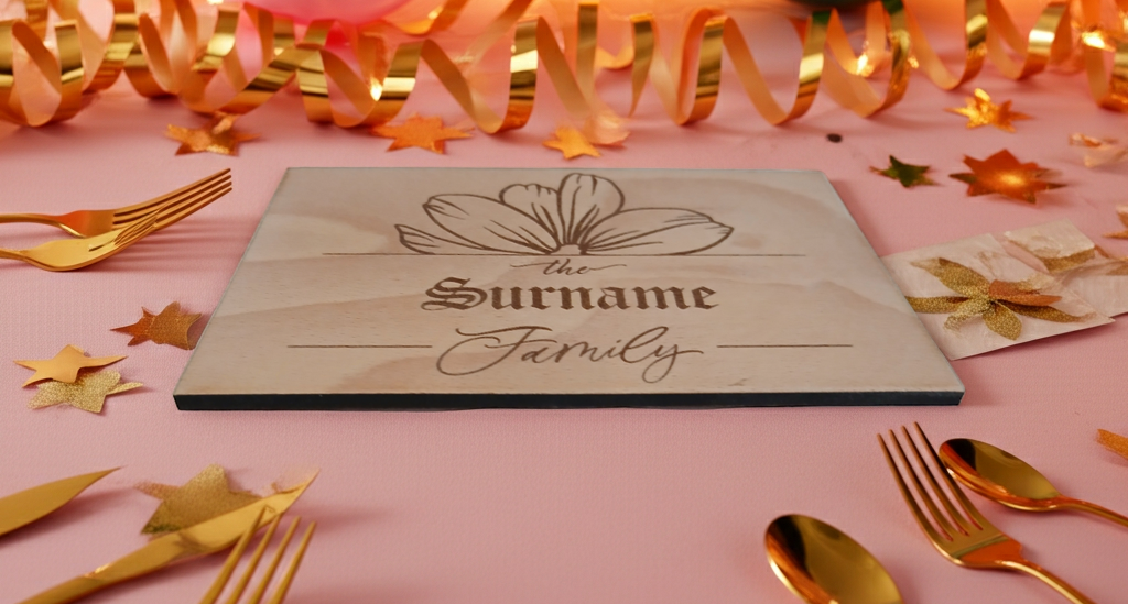 x 4 Personalised engraved Rectangle wood placemats and x 4 drinks coasters set.
