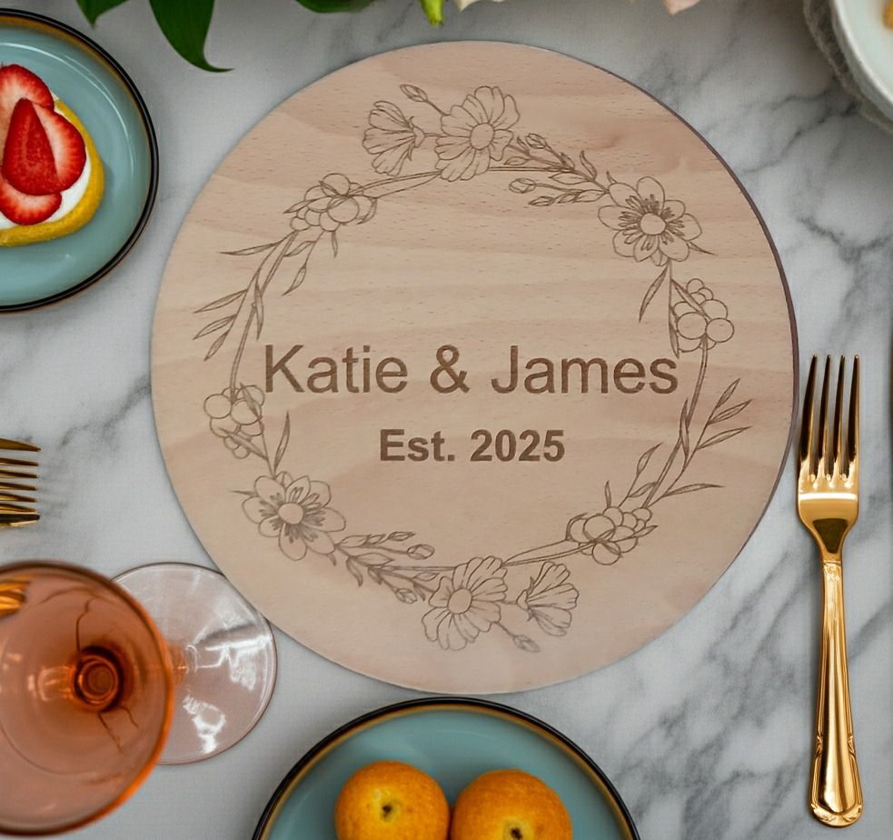 x 4 Personalised engraved Round wood placemats and x 4 drinks coasters set.